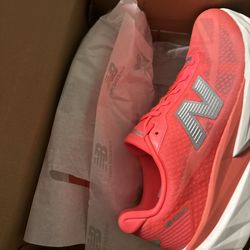 New balance men and woman shoes all sizes