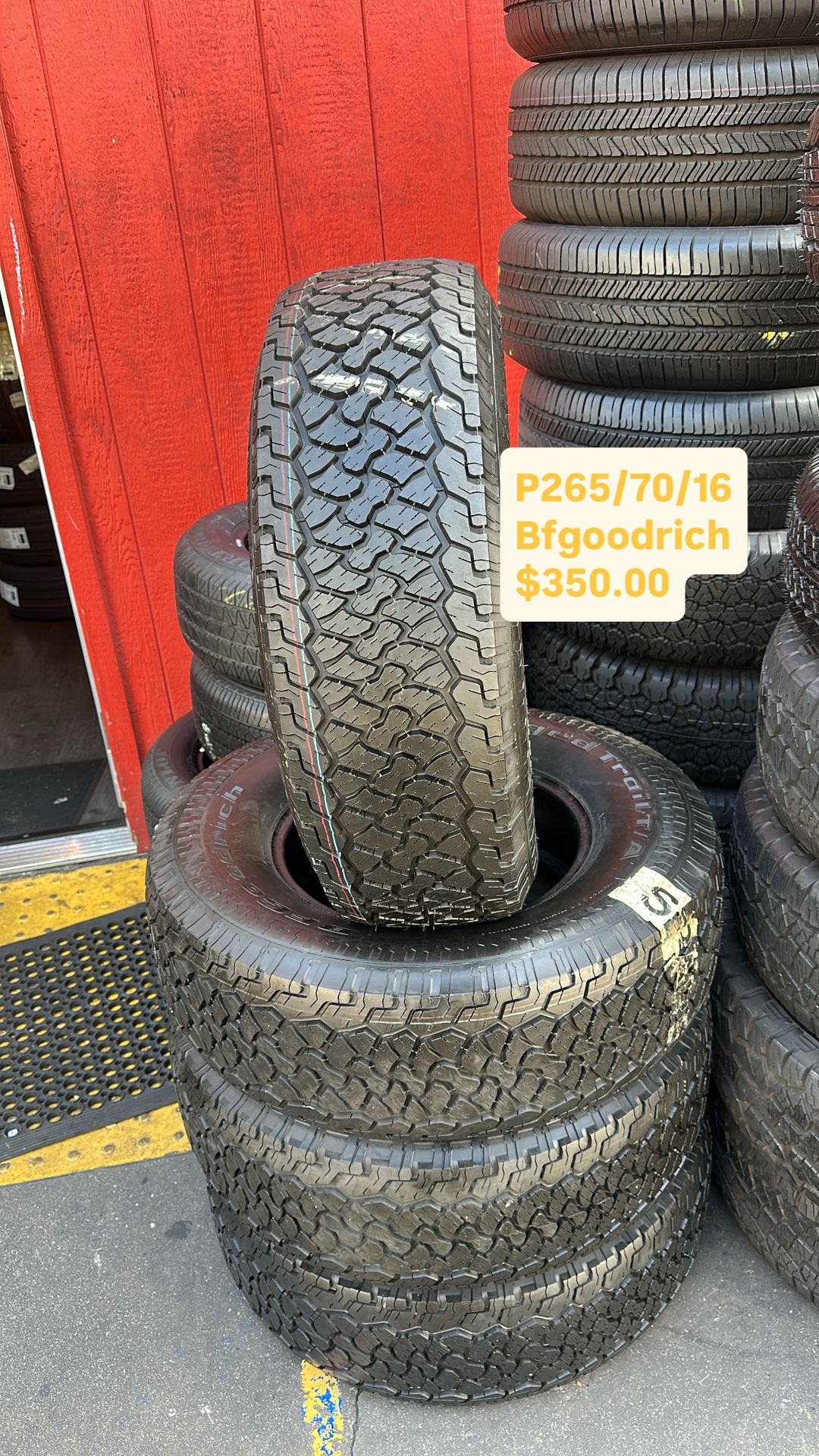 P265/70/16 Bfgoodrich Set of 4 good used tires, 95% tread life  PRICE  INCLUDE PROFESIONAL ISTALATION AND TAX, PLEASE ASK ME FOR ANY SIZE YOU NEED. NE