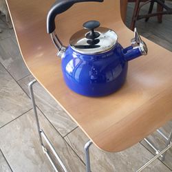 Teapot navy blue 3:00