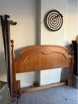 Full bed frame