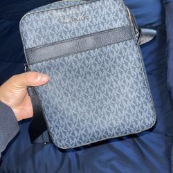Micheal Kors Bag