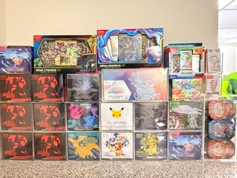 28 pcs Pokemon Lot