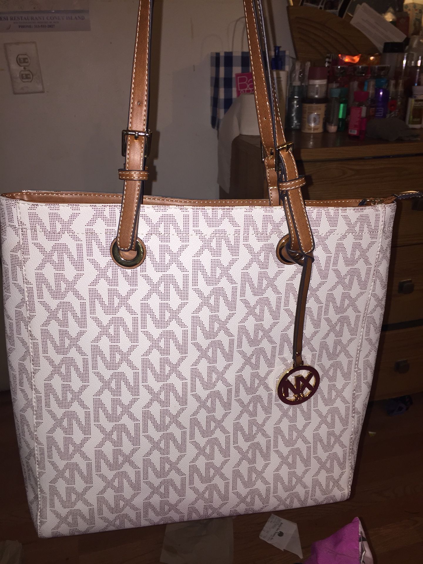 Noble exchange purse
