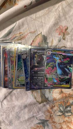 Pokemon Charizard, Pikachu, Umbreon, Mewtwo