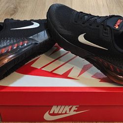 Nike Air Max Size 5y/6y And 7y Youths / Fits Size 6/6.5/7/7.5/8 And 8.5 For Women 