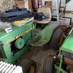 John Deere 140 Tractor 