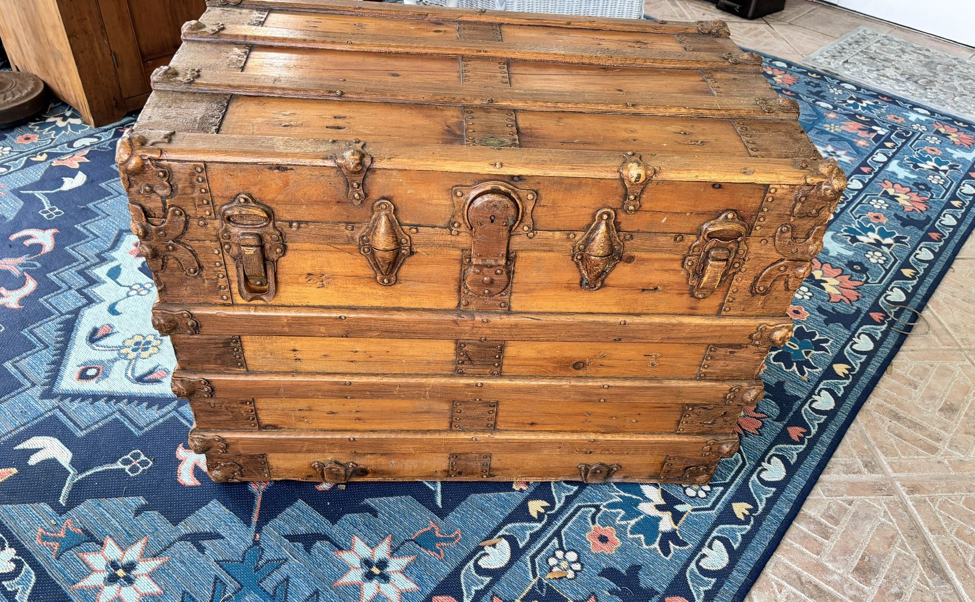 1900s Antique Flat Top Steamer Trunk Chest large 32" wide x 23" tall x 20"