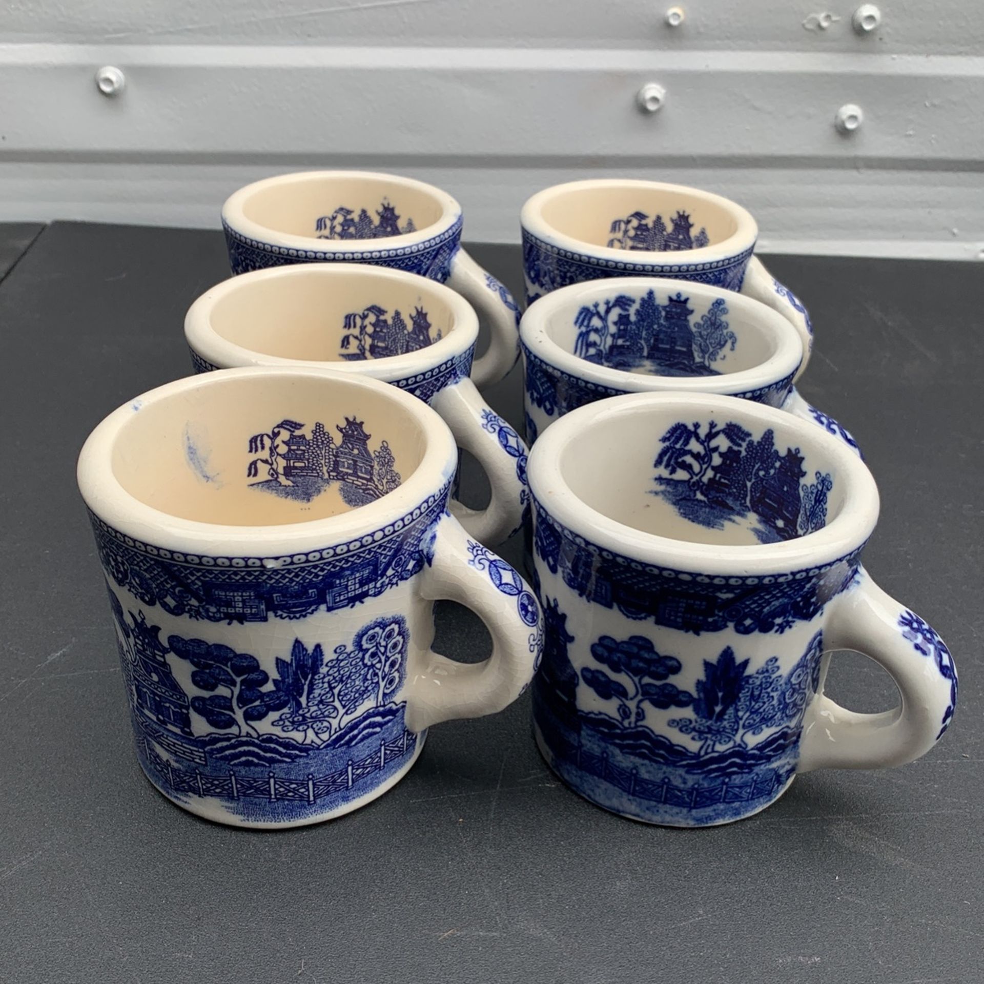 Vintage Blue Willow Coffee Mugs (6) 1924 - www.disolcolor.com