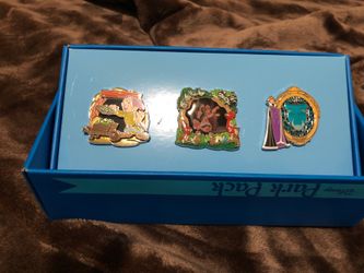 Disney park pack limited edition pins