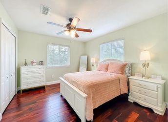 Full mattress & box spring