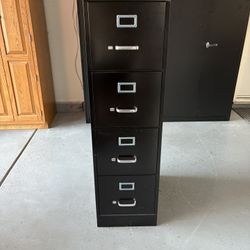 Filing Cabinet, 4 Drawer