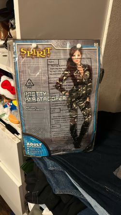 Paratrooper Woman Custom