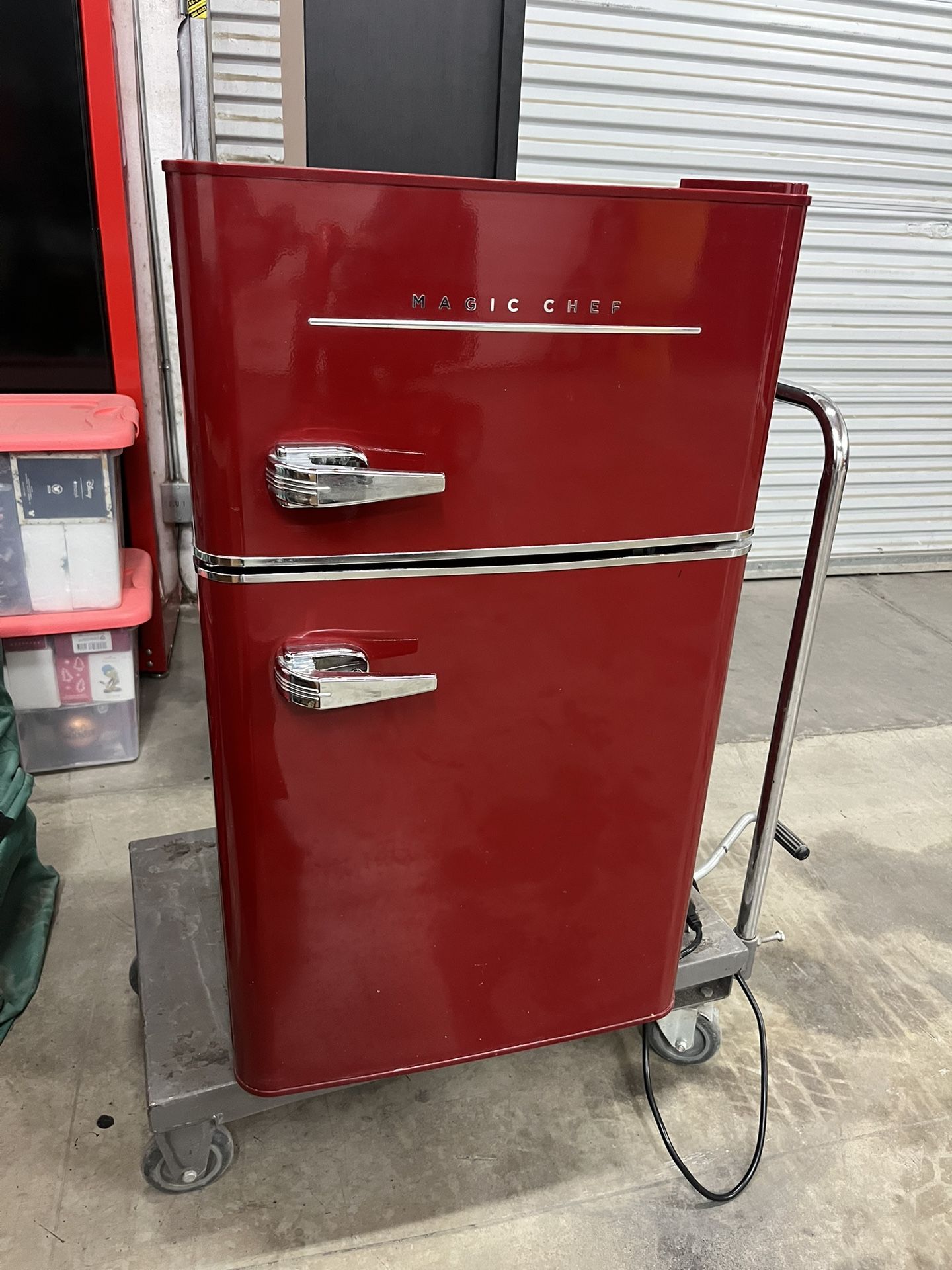 Retro Magic Chef Mini Fridge