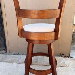 Tall Chair 
