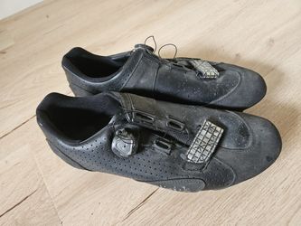 Clip-In Bicycle Shoes