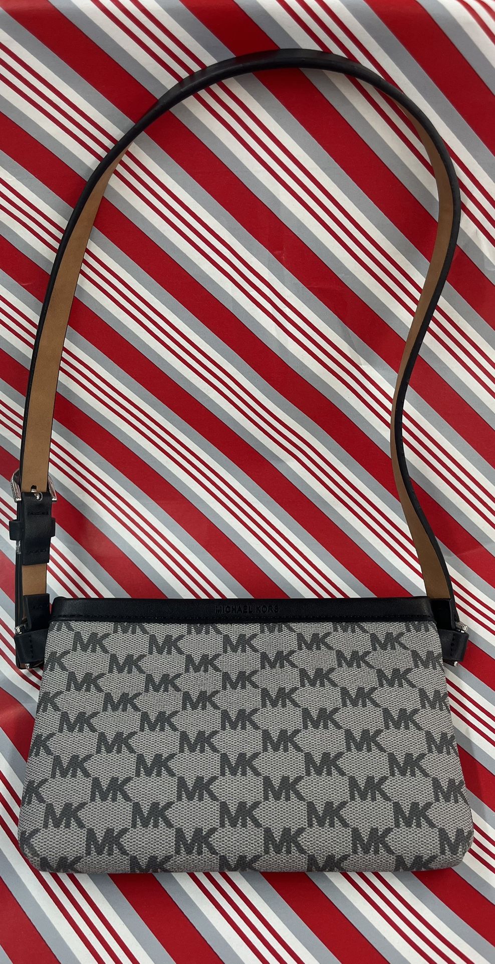 Michael Kors Purse for Sale!