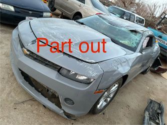2014 Camaro Complete Part Out Engine Trans Good Low Miles Rims Interio