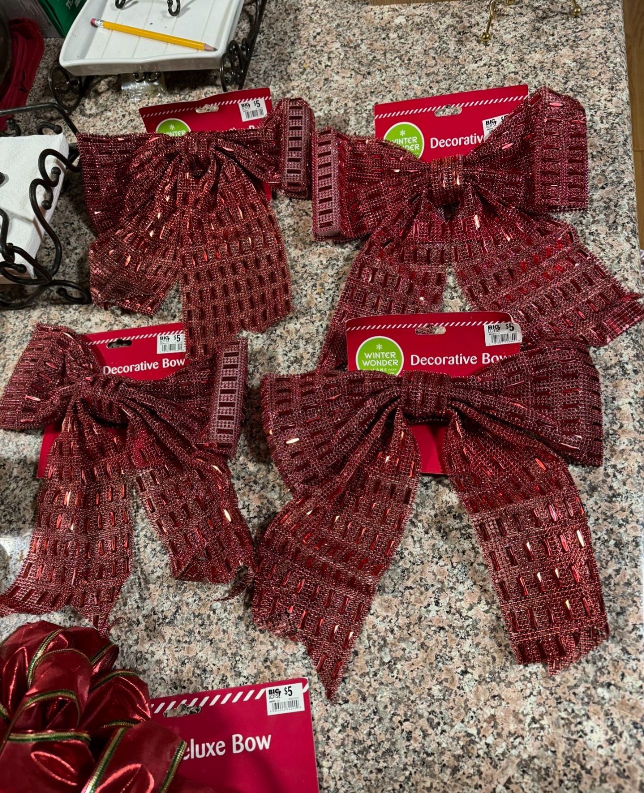 Decorative Bow 10.86 in. x 13.38 in. (27.60 cm x 34.00 cm) $3 Es. 2 X $50