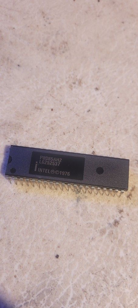 Intel P8085AH2 L(contact info removed)