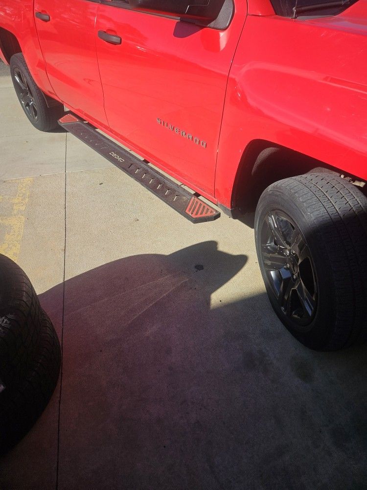 4 Wheels Size 20
