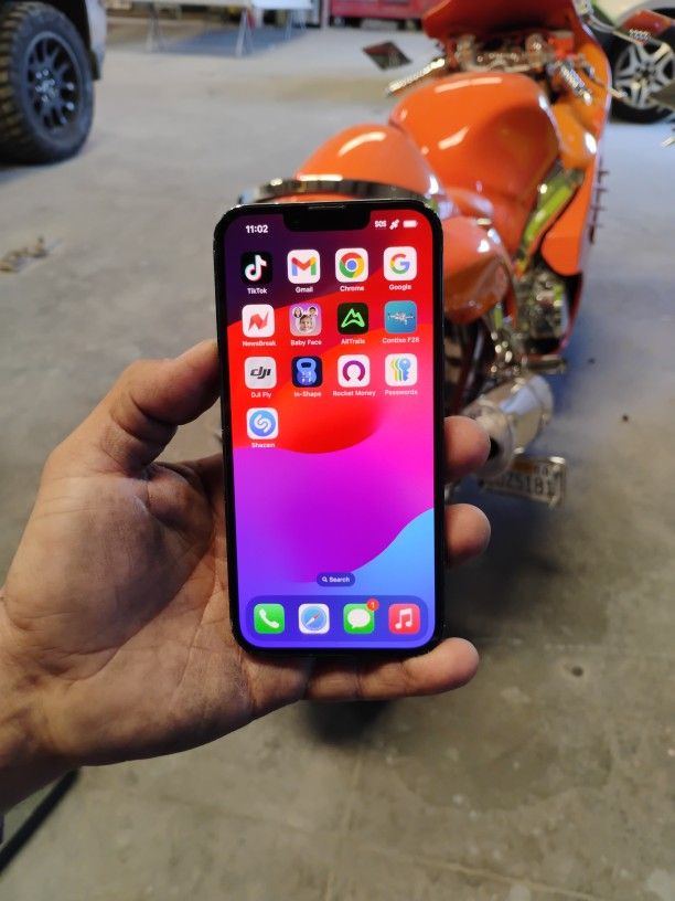 iPhone 14 With Tiktok