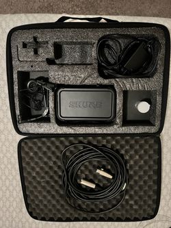 SHURE Wireless Mic & Receiver