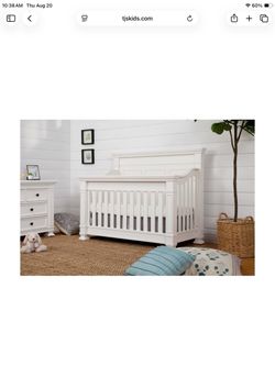Franklin & Ben Tillen Convertible Crib M7601 – Warm White