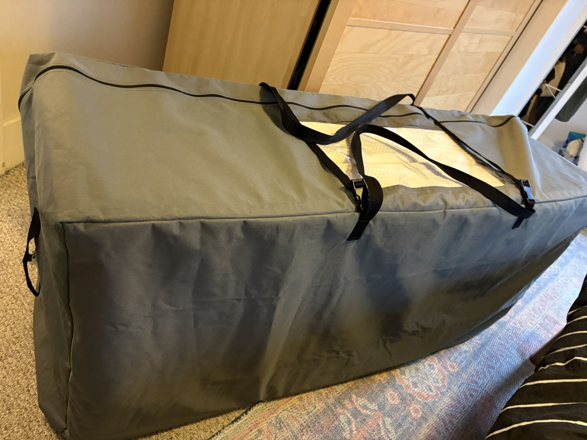 Milliard Queen Size Trifold Memory Foam Mattress With Case