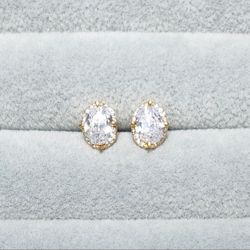 White Sapphire Earrings