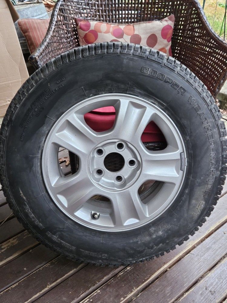 Ford Escape Snow Tires And Wheels- Studded P235/70R16 Cooper Weathermaster S/T