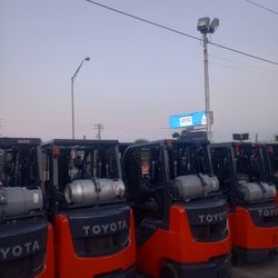 FORKLIFT TOYOTA NISSAN CAT YALE 