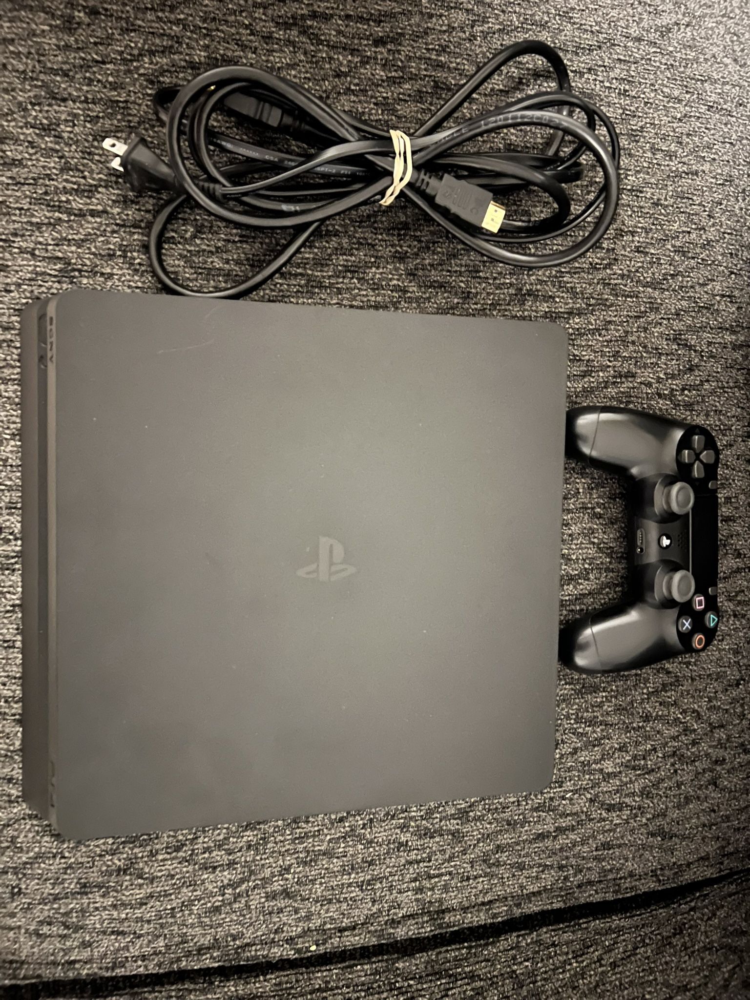 PS4 Slim