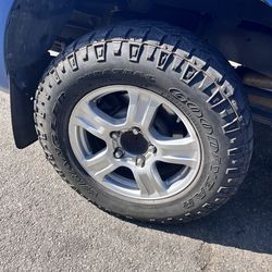 Rims para Toyota tundra sequoia TRD   Para tofo terreno  tienen 40% 275/65 /r18