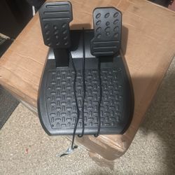 Thrust master Wheels And Pedals 