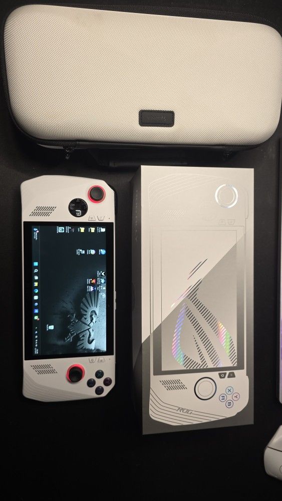 ROG Ally 512gb With Case, Box And Charger