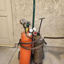 Oxygen and acetylene welding kit