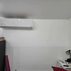 Air Conditioning  And Heating  Mini Split 