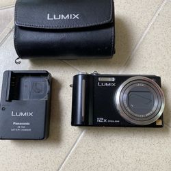Panasonic LUMIX Brand Digital Camera - Battery Charger