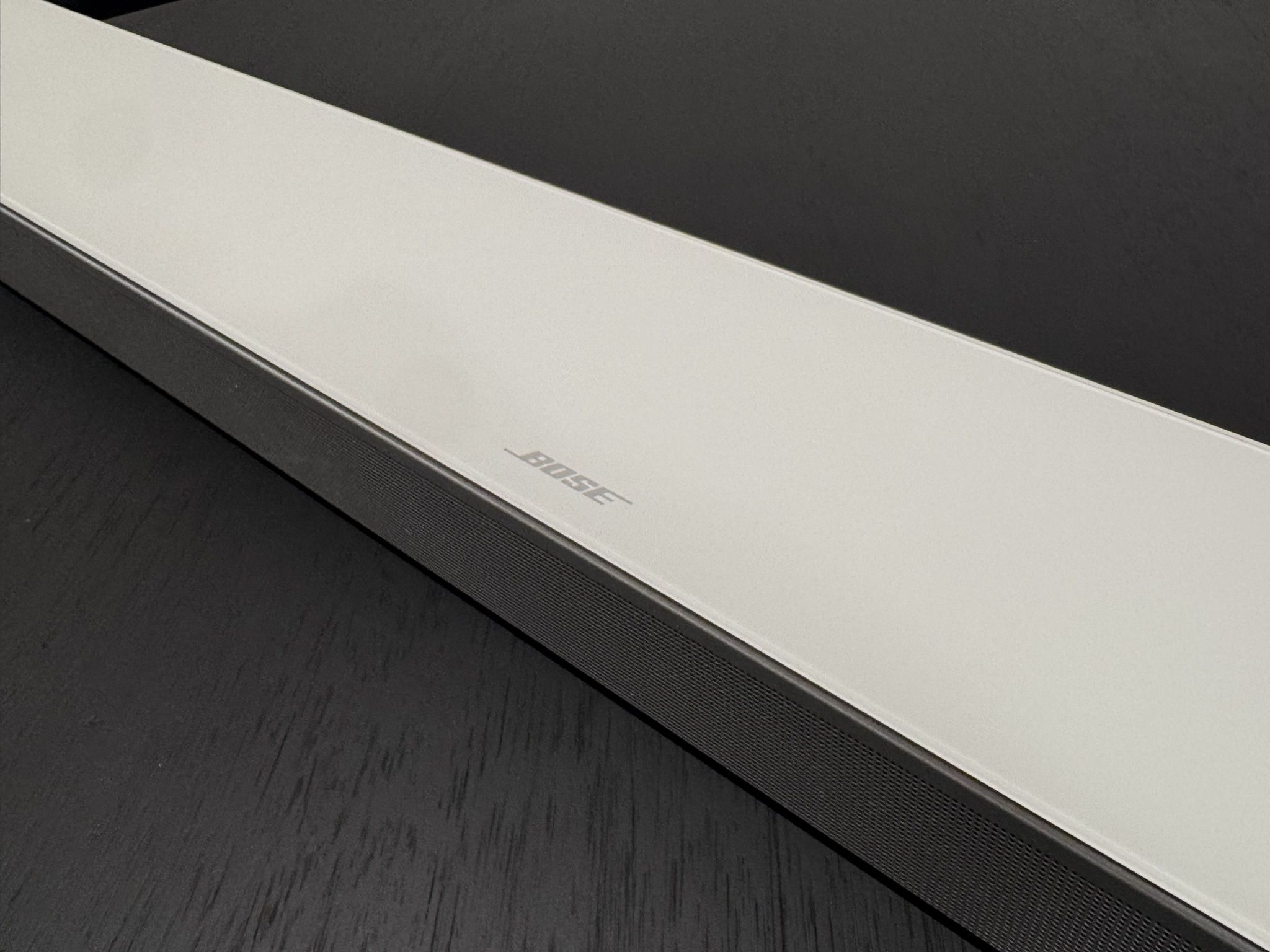 Bose Soundbar 700 White
