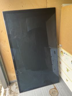 70 inch Panasonic good condition.