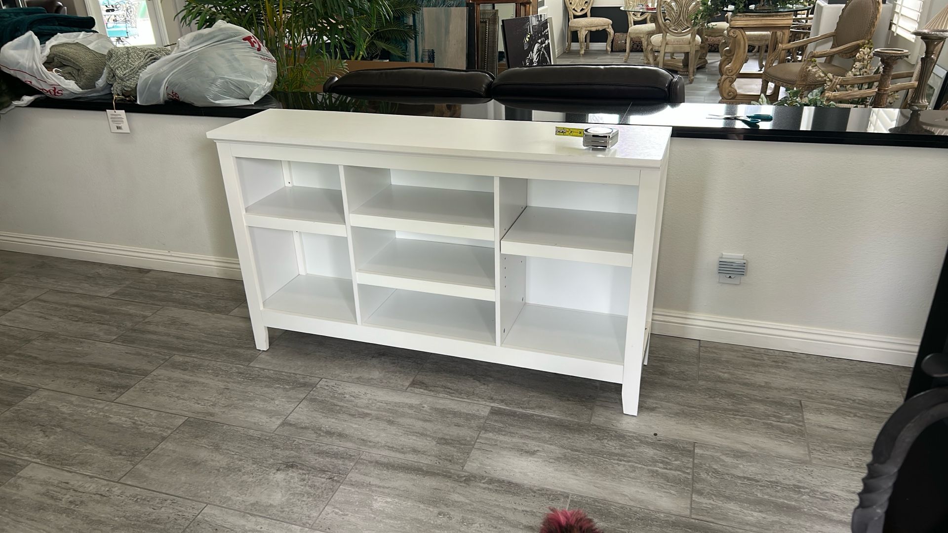 Bookcase/shelving Unit