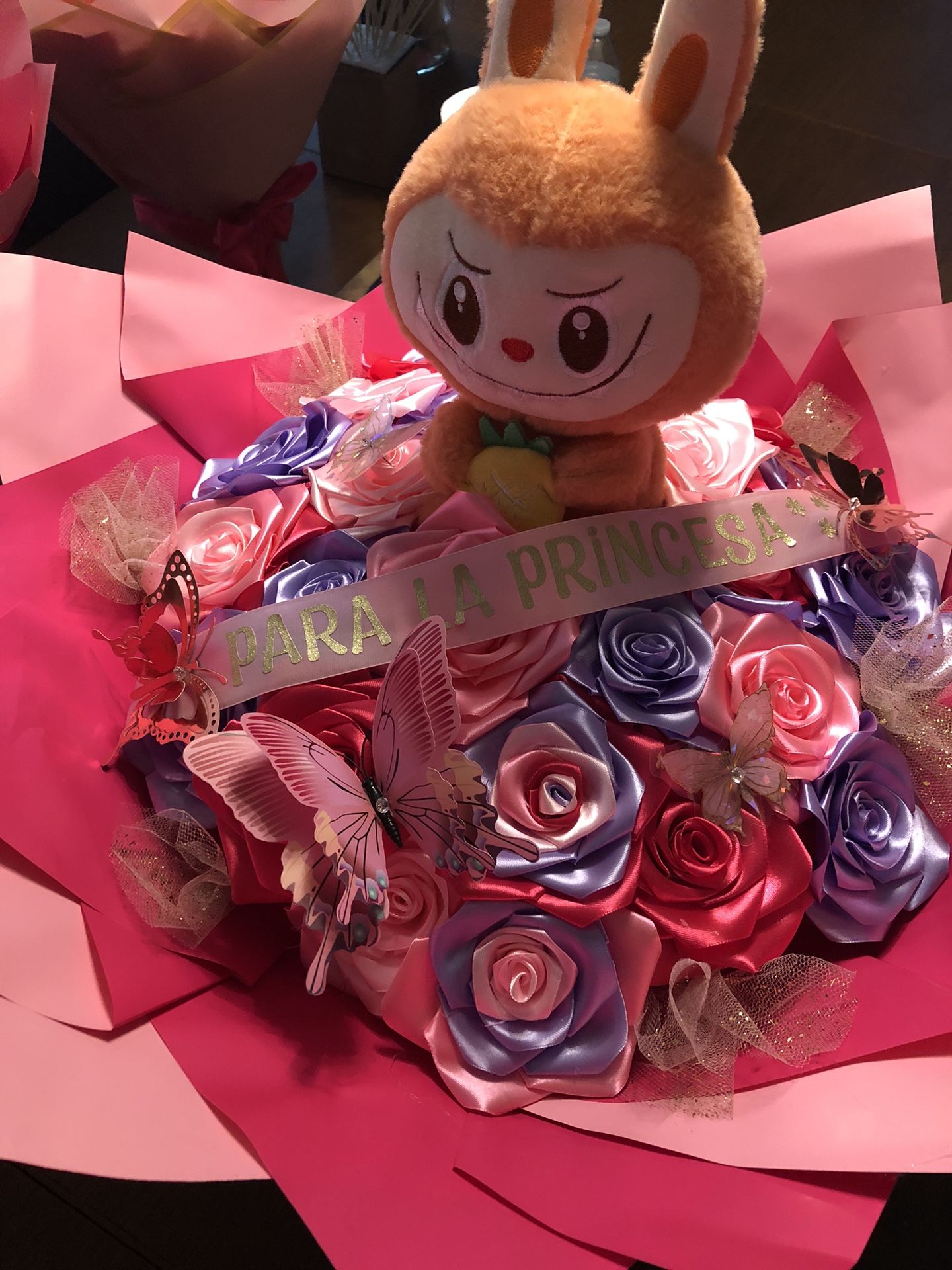 Ramo De Flores Con La bubu