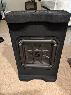 Kicker 12” L7T square sub 600W amp
