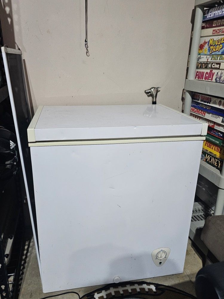 Frigidaire 5 Cu. Ft. Chest Freezer