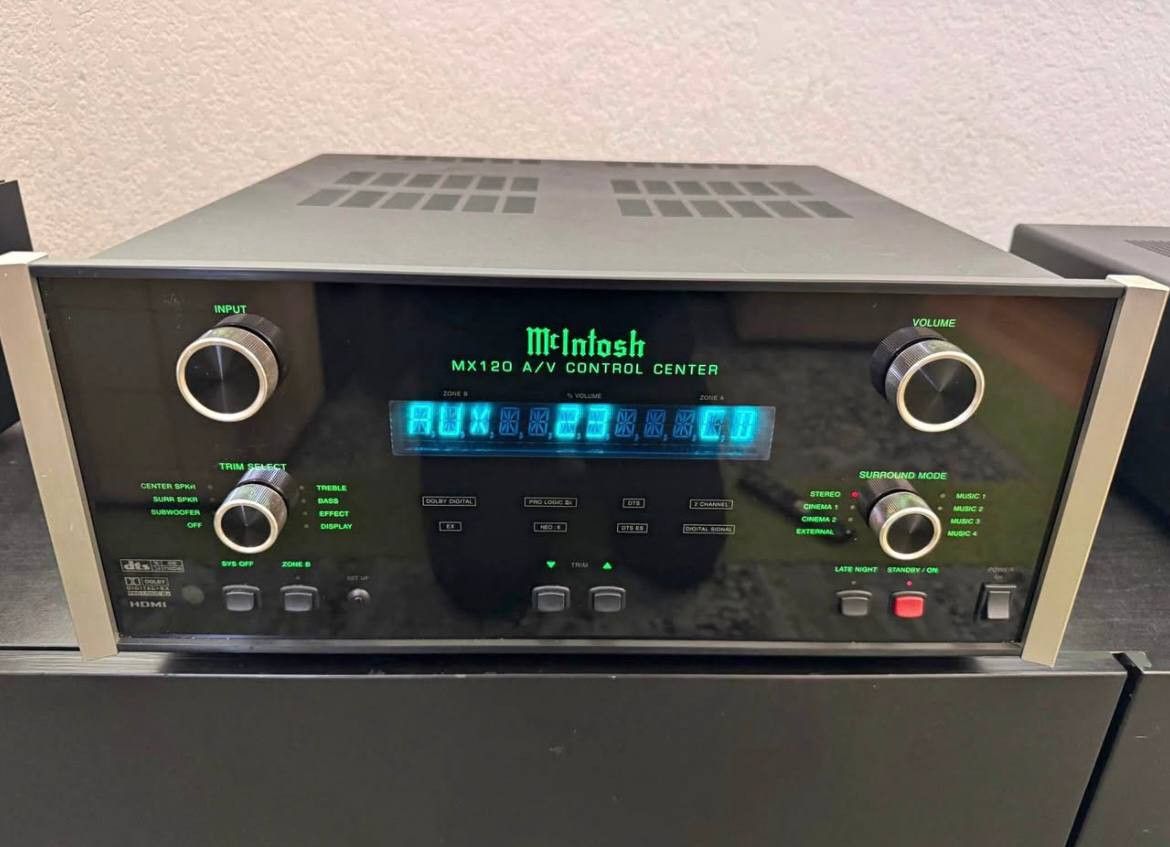 Prestine McIntosh Mx120 Pre Amplifier