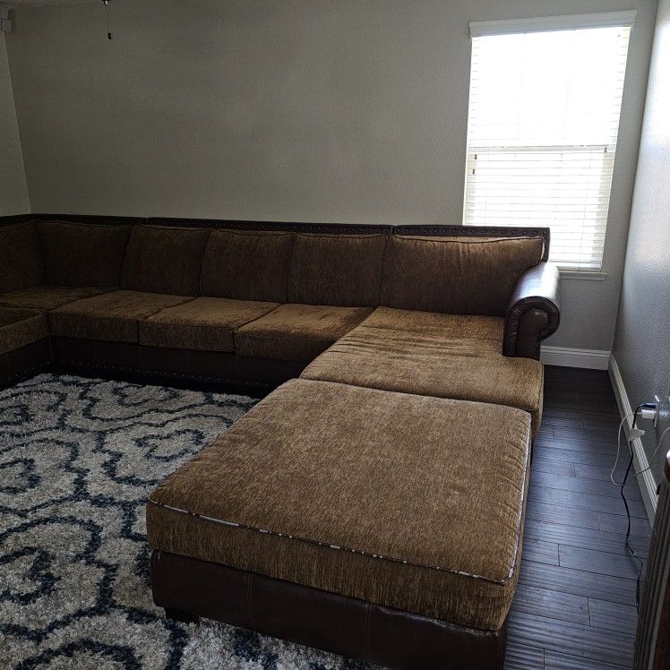 Free Extra Large Sectional Couch