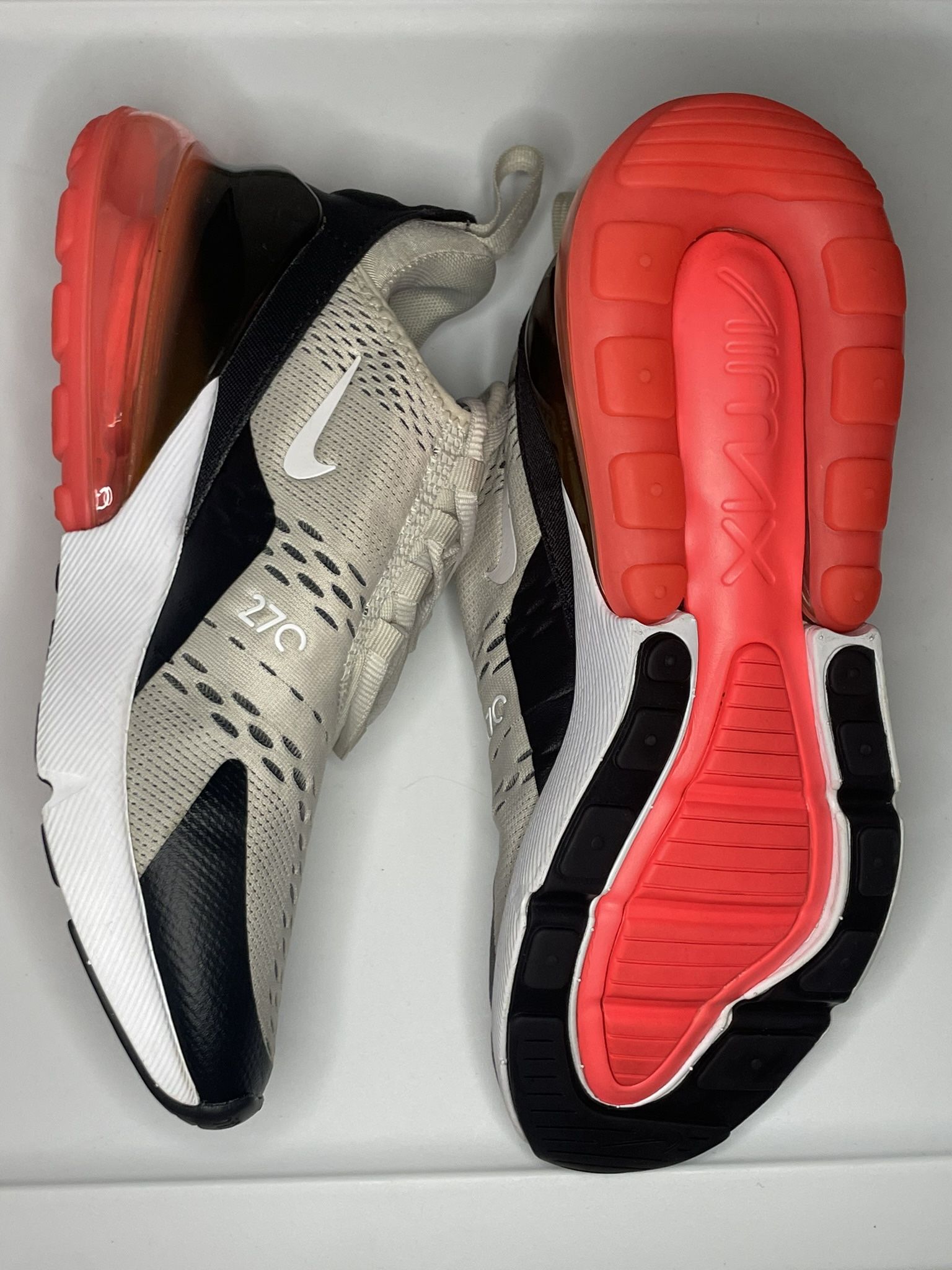 WOMEN SIZE 8 NIKE AIR MAX 270 LIGHTBONE/HOT PUNCH