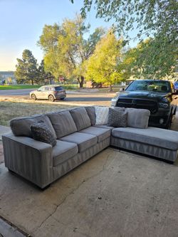 Gray 2pc Sectional- FREE DELIVERY