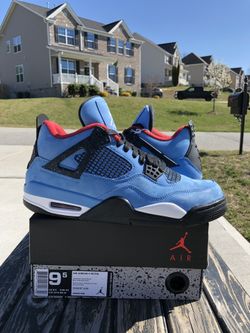 Jordan 4 Travis Scott
