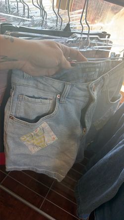 Women’s shorts size medium